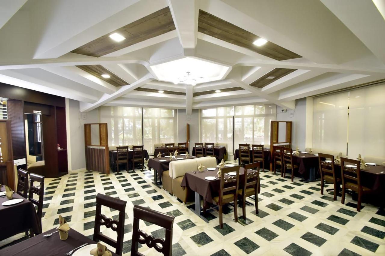Mālegaon Caves County Resort מראה חיצוני תמונה